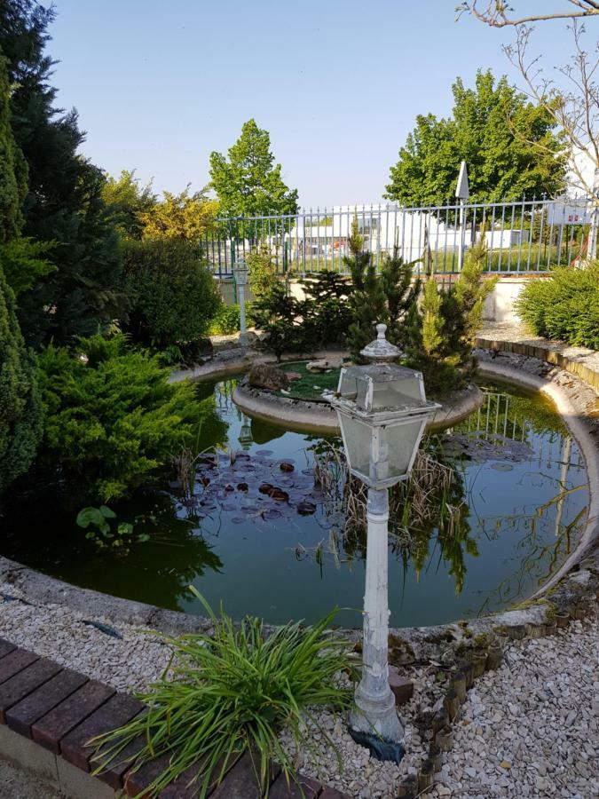 Villa Pepiniere à Nogent-sur-Seine Extérieur photo